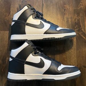 Nike Dunk High Panda
